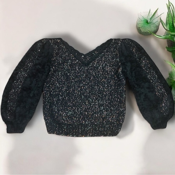 Chic Vintage Black Knit Sweater with Angora Mix - Picture 1 of 9